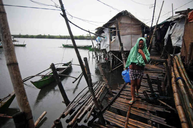 Over four million hit by Philippines typhoon