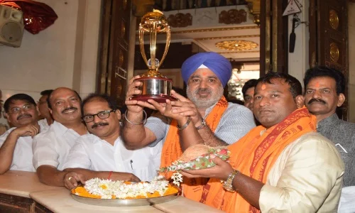 Indian cricket fans arranged a special pooja for India’s victory