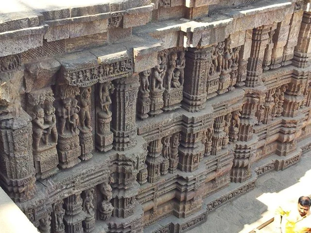 Sculptures in the form of coitus<br />Picture credits: Prasanth Menon