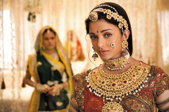 20 years in Bollywood: 10 roles of Aishwarya that made her a Bollywood superstar