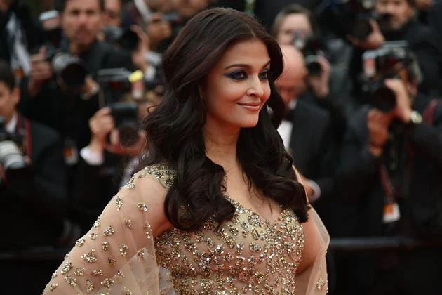 Indian actress Aishwarya Rai poses on May 13, 2016 as she arrives for the screening of the film “Ma Loute (Slack Bay)” at the 69th Cannes Film Festival in Cannes, southern France.