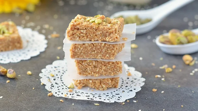 Makar Sankranti 2018: Gorge on these traditional delicacies this Makar Sankranti