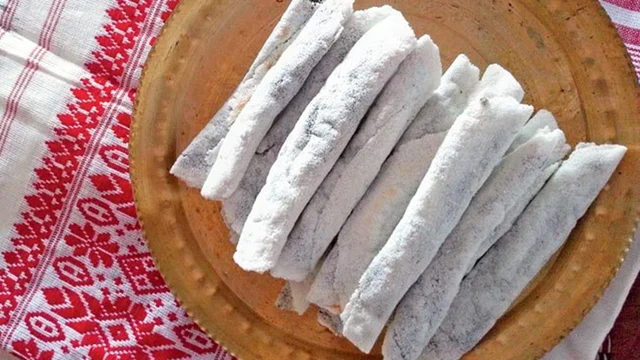 Makar Sankranti 2018: Gorge on these traditional delicacies this Makar Sankranti