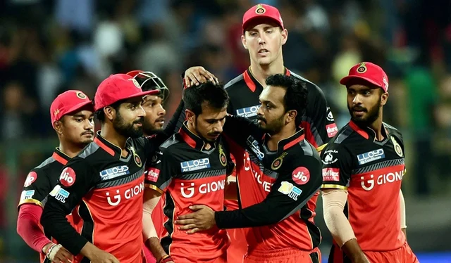 IPL 2017: Confident RCB take on bustling KXIP at Indore