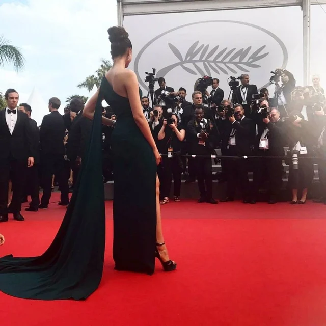 Cannes 2017 Day 2: Deepika Padukone shines bright like a diamond at Cannes Film Festival