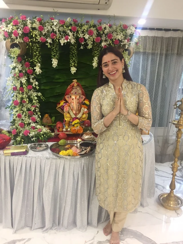 Ganesh Chaturthi 2017 pictures: Hrithik, Shilpa, Madhuri bring Lord Ganesh home