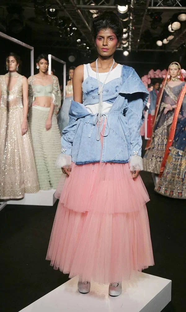 Model walks for Shreeya Somaiya
