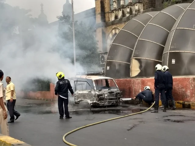 Mumbai: Omni car catches fire near CSMT station; see pictures