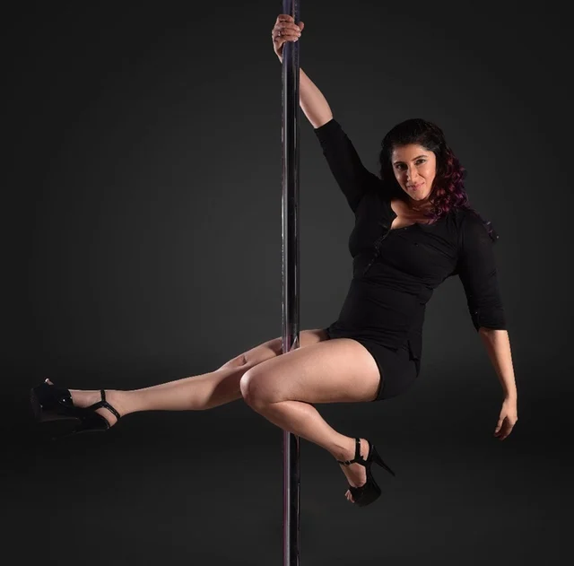 Smiley Suri’s journey from depression to pole dancer will surely make you smile!