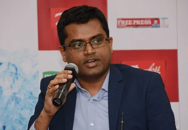 <span style="color: #800000;"><strong>Kiran Malla Director, Corporate Finance Strategy, EY</strong></span>