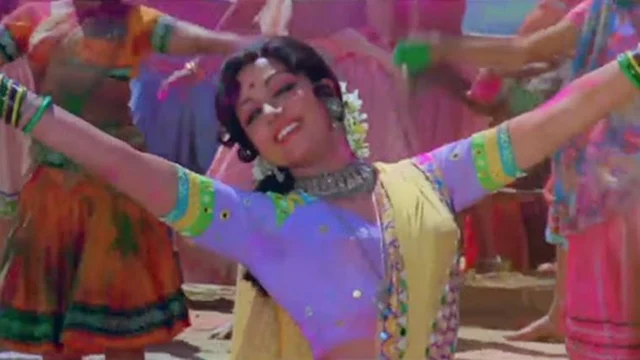 Holi 2018: 5 Holi twists in Bollywood films that surprised everyone