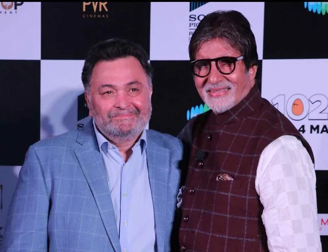 Rishi Kapoor and Amitabh Bachchan Photo by BL SONI