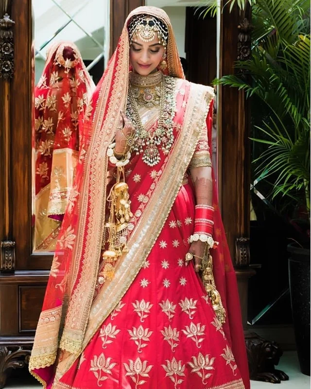 Congratulations! Sonam Kapoor and Anand Ahuja tie the knot in Mumbai; see pics and videos