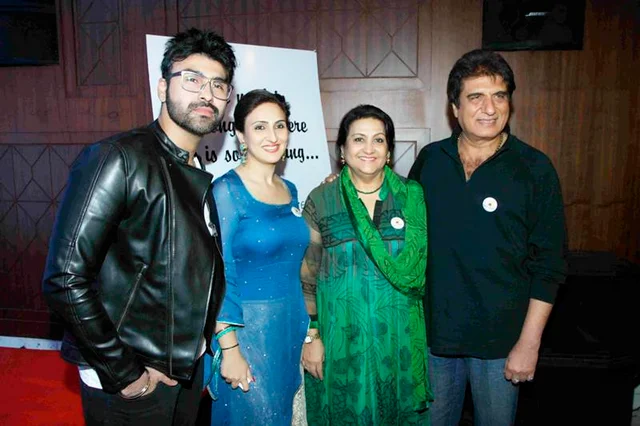 Dharmendra to Pankaj Kapur, 10 Bollywood stars who have children from more than one partner