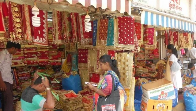 National Handloom Day 2018: 8 Mumbai markets for fabrics on a budget!