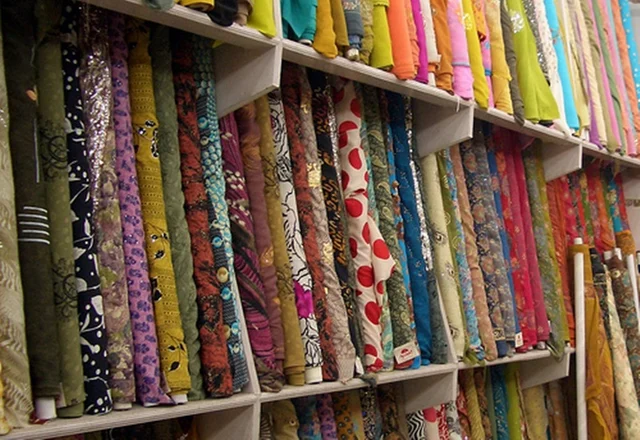 National Handloom Day 2018: 8 Mumbai markets for fabrics on a budget!