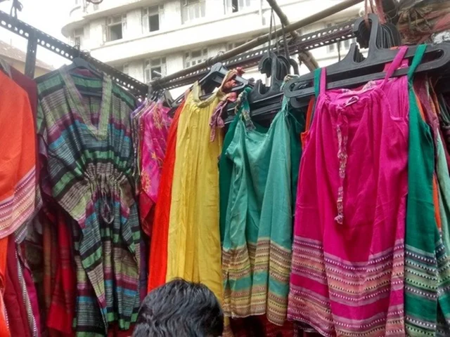 National Handloom Day 2018: 8 Mumbai markets for fabrics on a budget!