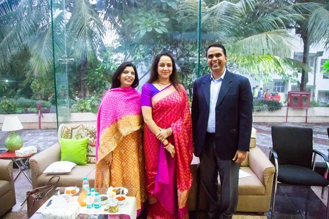 Rashi Ahuja, Hema Malini, Vishesh Gupta (BSG<br />Chairperson)