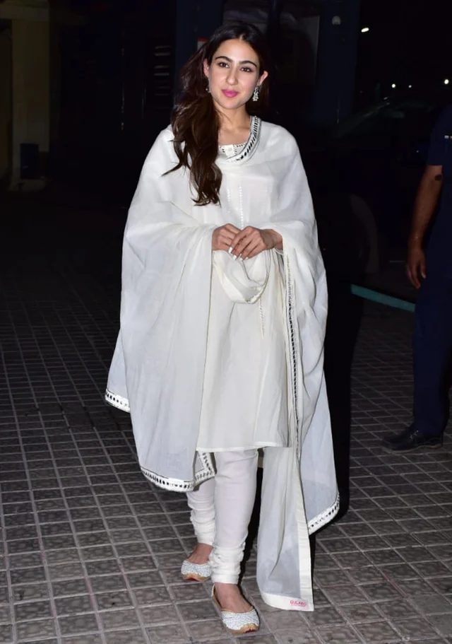 Sara Ali Khan at Kedarnath special screening in Mumbai. /Photo by Viral Bhayani
