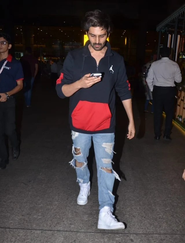 Kartik Aaryan at Kedarnath special screening in Mumbai. /Photo by Viral Bhayani