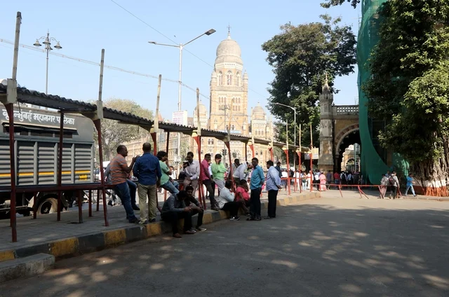 Mumbai: Empty bus stands in Mumbai due to indefinite strike by BEST employees today, People complained they had difficulty in finding public transport because of the strike, in Mumbai on Tuesday, January 08, 2019. (Photo by Bhushan Koyande)