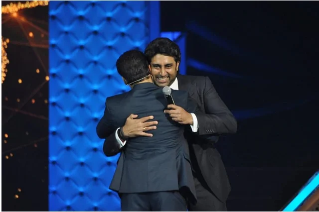 Liked Aishwarya-Rekha’s hug? Check out 5 times the Bachchans let go of their grudges with Bollywood celebs