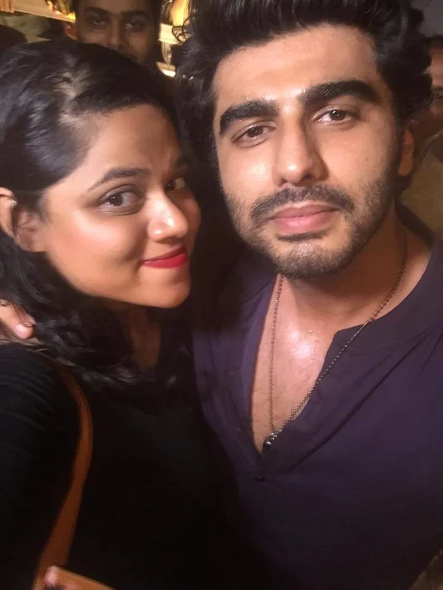 Meet Harshita Vaishnav Showbiz’s Official ‘Fangirl’ who is now a Celebrity PR