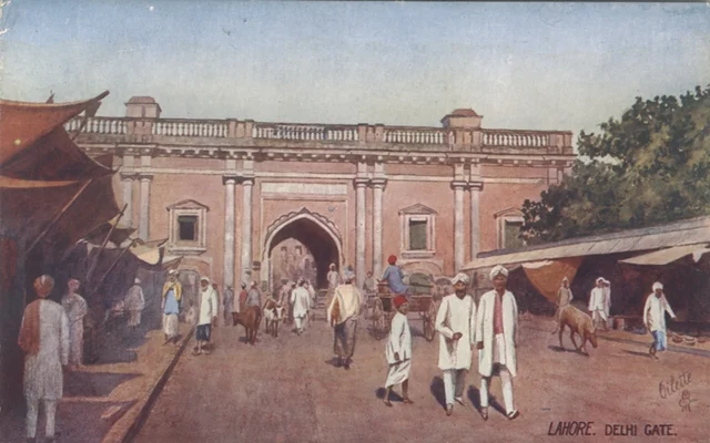 Capturing Incredible India through fascinating postcards