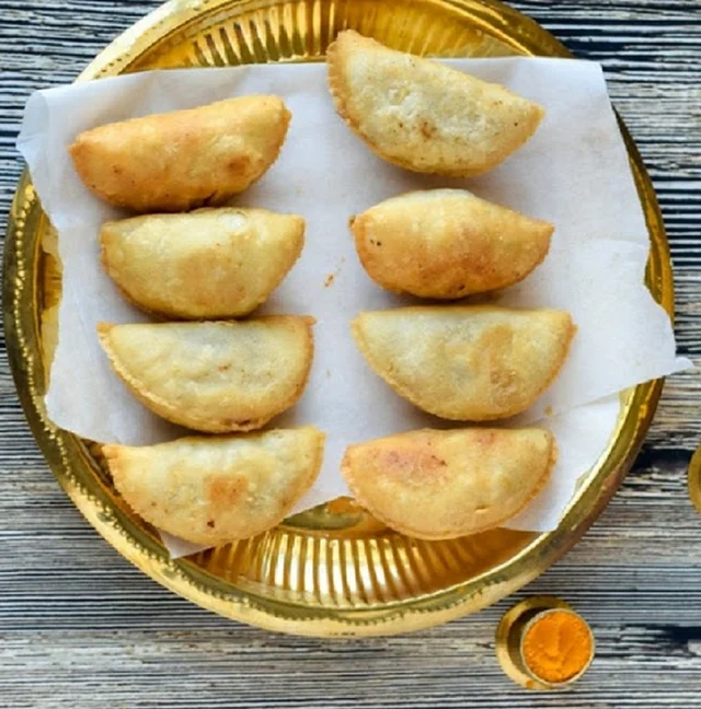 Holi 2019: 3 gujiya recipes by popular chefs that are a must try!