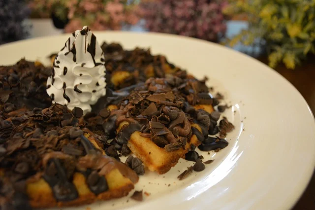 Waffle at Plate & Pint