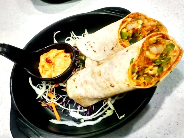 Wrap this roll! Chewing on the growing popularity of wraps and rolls