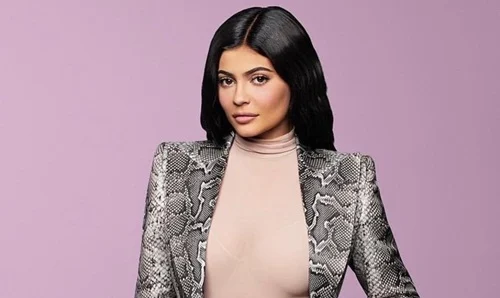 Czars of the social: Top 5 international social media influencers