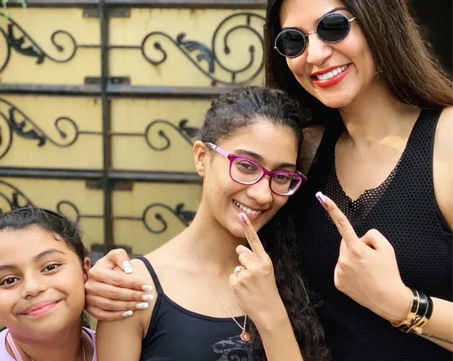 Mother’s Day 2019: Single moms of Bollywood redefining women empowerment