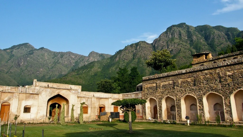 Pari Mahal served as the Prince’s residence and library during his visits