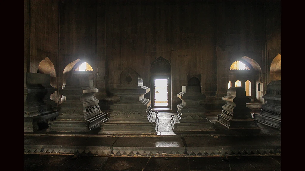 The tomb stones of the Royal family 