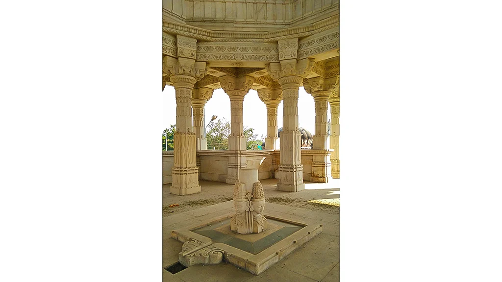 The unique statue and carvings of the cenotaph of Rana Amar Singh I