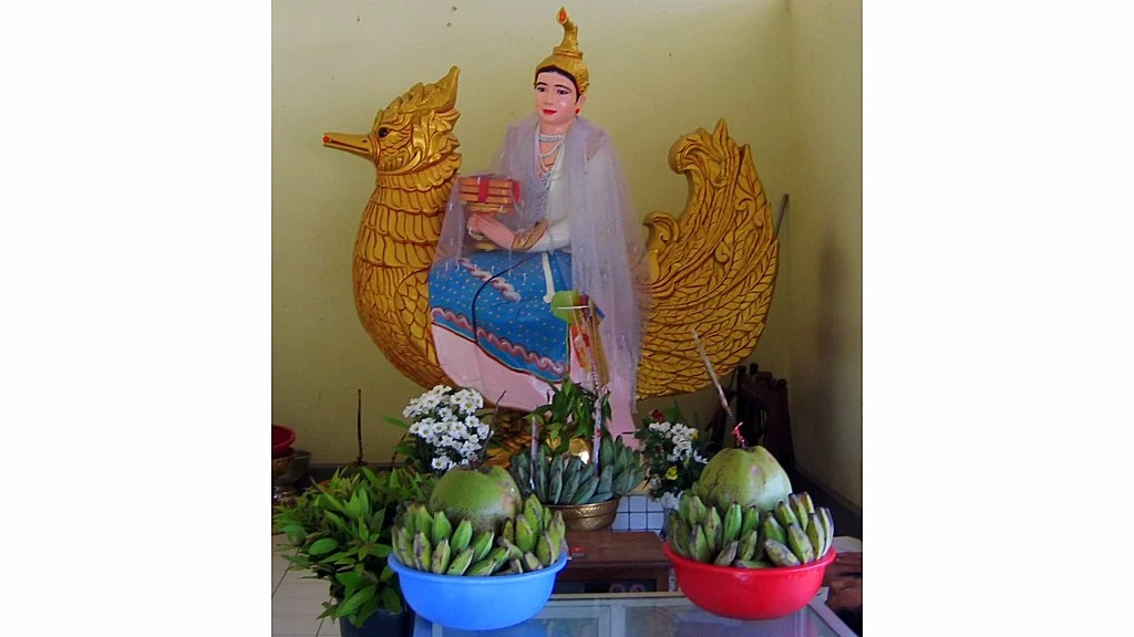 In Japan, Saraswati is worshipped as Benzaiten