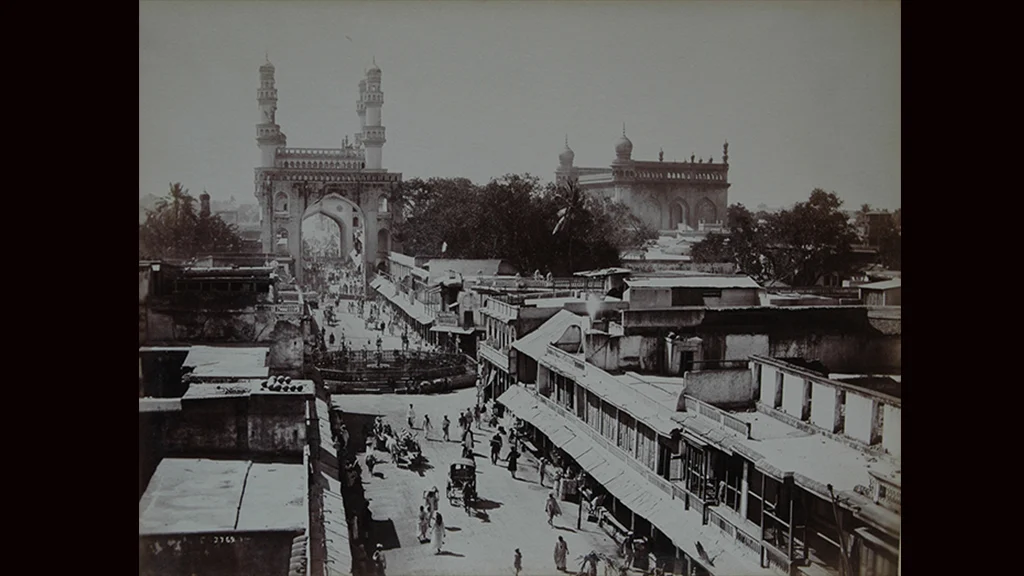 Principal Street leading up to Charminar in Hyderabad 