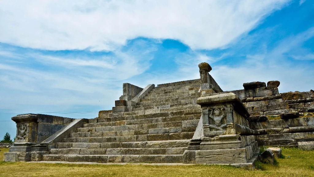 Ruins at Parihaspur 