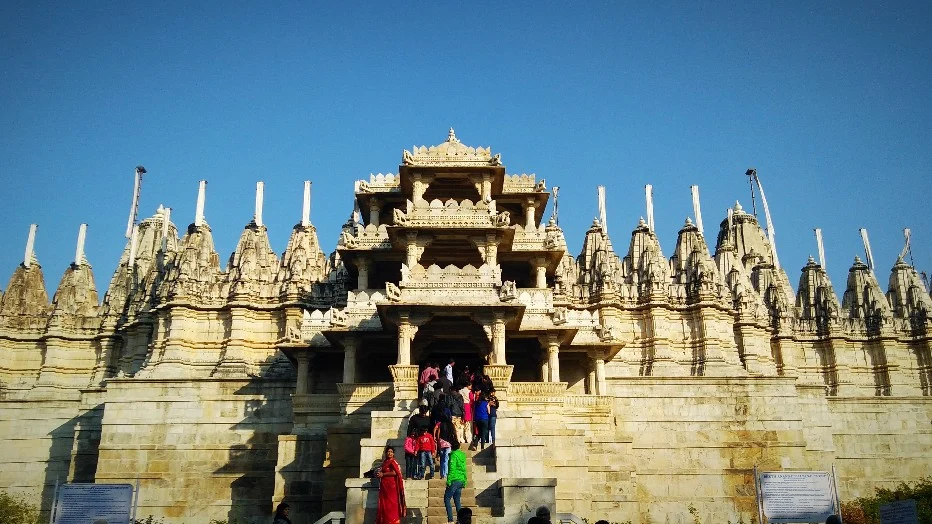 Three storeys at Ranakpur temple