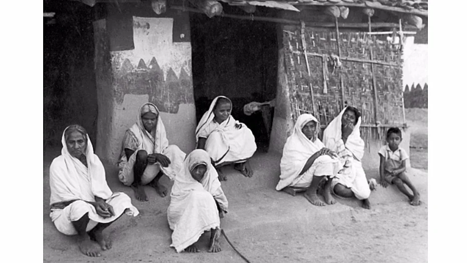 A widow home in early 20th century 