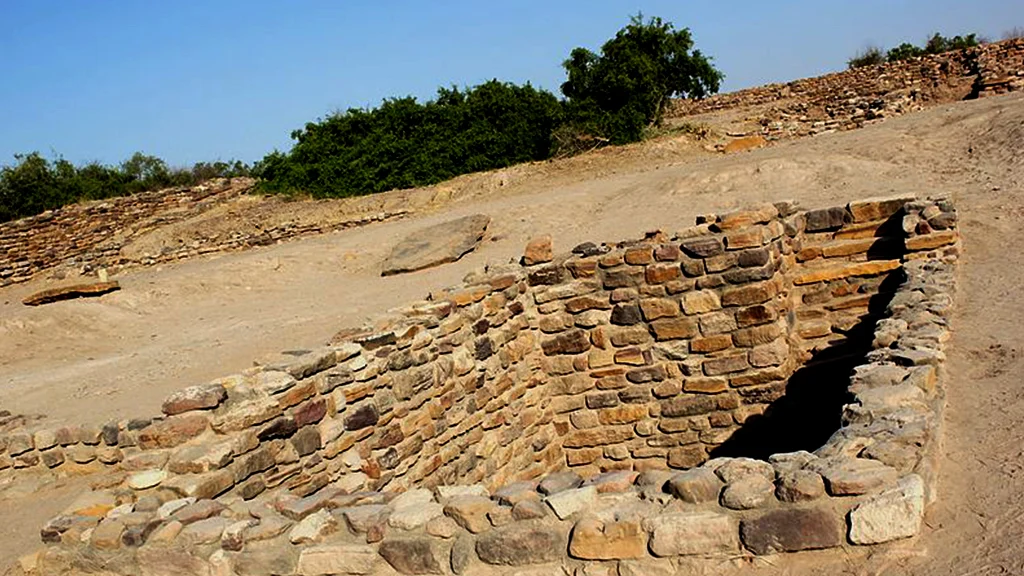 Square well at Citadel