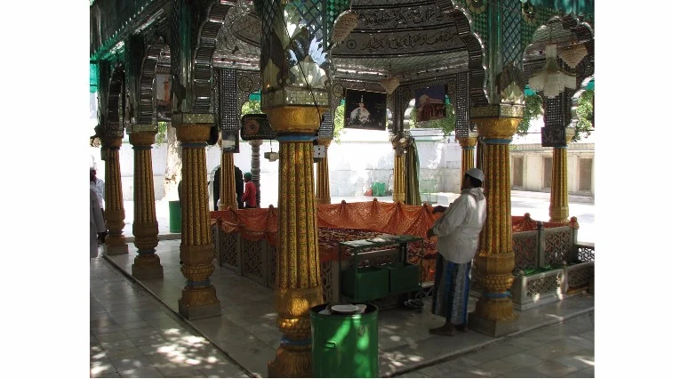 Khwaja Qutubuddin Bakhtiyar Kaki - Mehrauli
