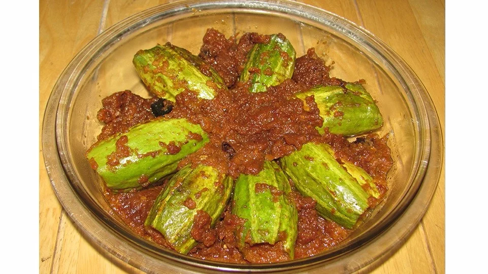 Potol’er Dolma