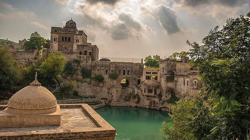 Bird’s eye view of Katas Raj temple complex