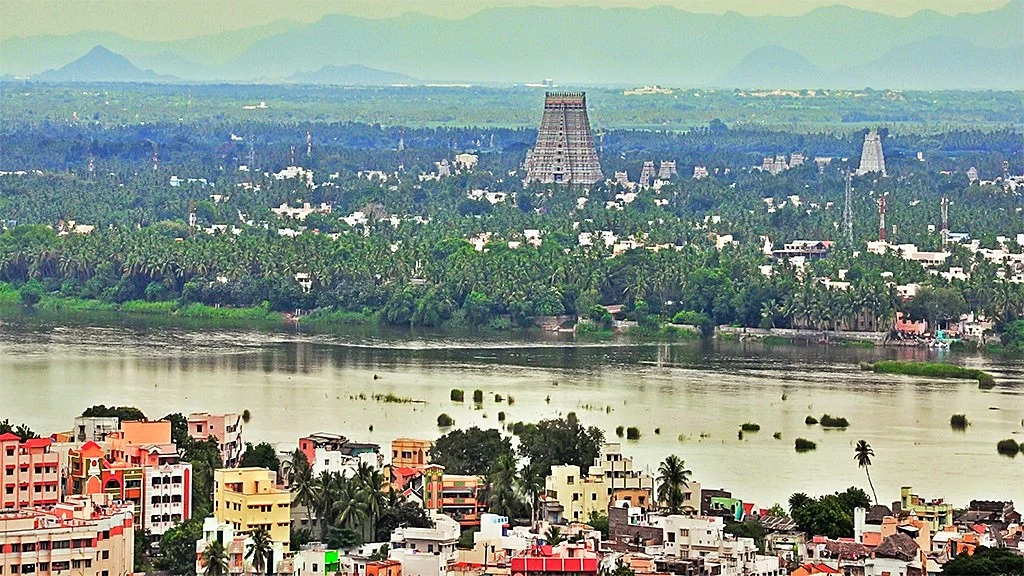 Sri Ranganathswamy temple in between the Kollidam and the Kavery rivers