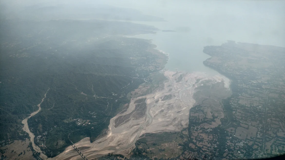 The aerial view of the Bhakra dam reservoir