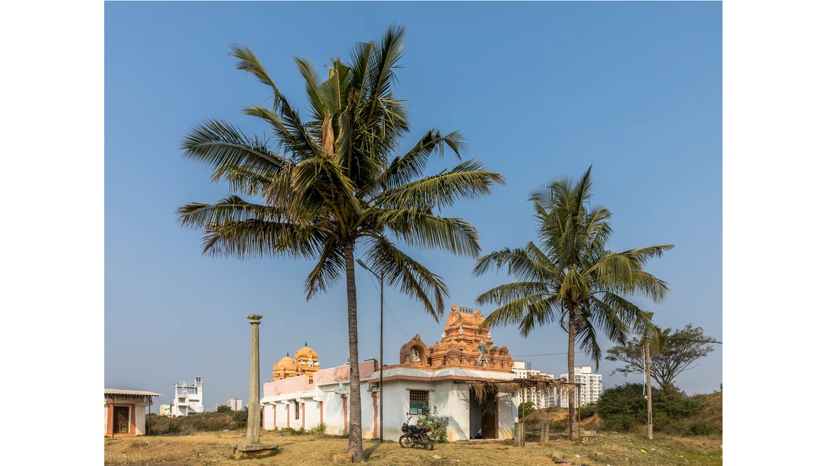 Temples at Begur fort 