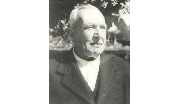 Bacha Khan’s brother, Khan Abdul Jabbar Khan