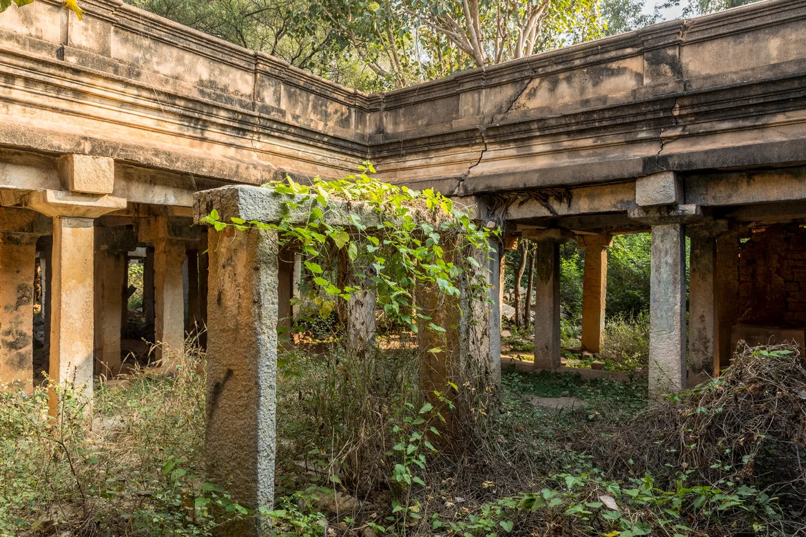 Pillars at Chikkajala fort 